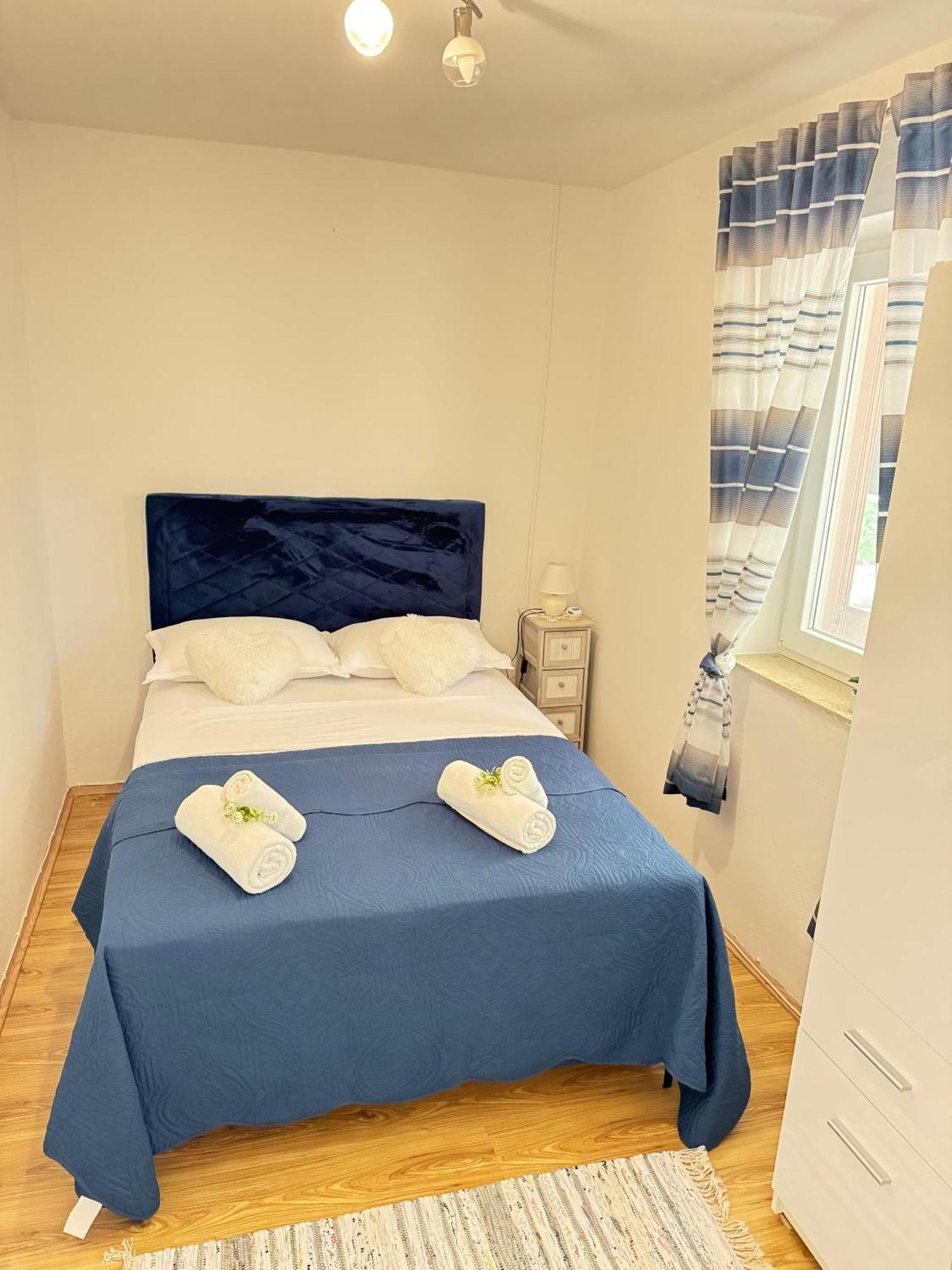 Lana Apartmán *